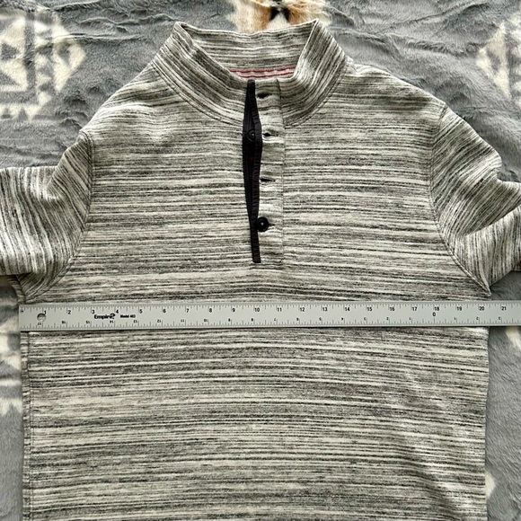 Relwen heathered gray button mock neck pullover - Picture 8 of 8